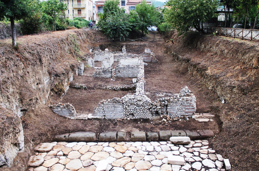 DOMUS DEL DECUMANO INFERIORE (I-II sec.)